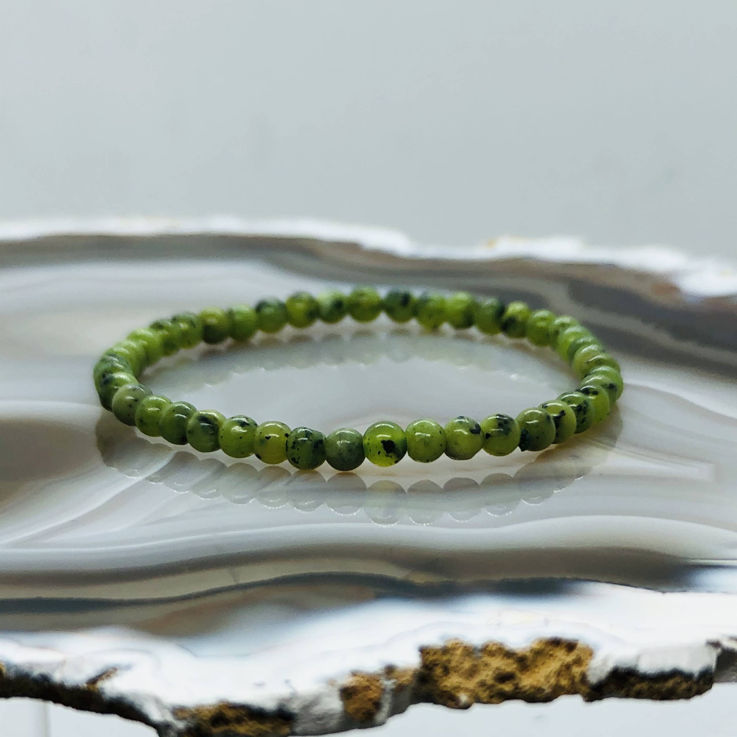Bracelet jade verte pierres boules 8 mm