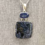 Pendentif Piétersite et Cyanite