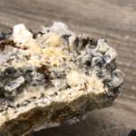 Quartz & Albite