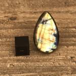 Cabochon Labradorite