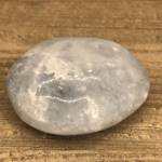 Galet Calcite Bleue