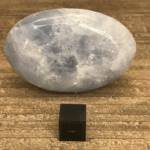 Galet Calcite Bleue
