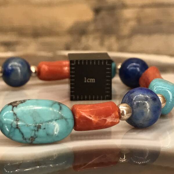Bracelet en Lapis Lazuli, Corail et Turquoise