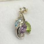 Pendentif en Péridot, Améthyste et Topaze Bleu