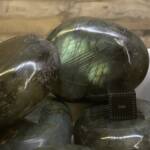 Galet en Labradorite