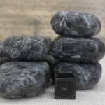 Larvikite Polie