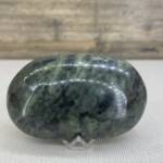 Galet en Jade Néphrite