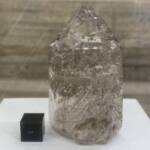 Pointe en Quartz à Inclusions