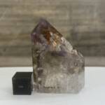 Pointe en Quartz à Inclusions Améthysé