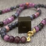 Collier en Corindon