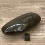 Galet en Obsidienne Dorée