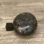 Galet Rhodonite