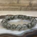 Bracelet en Quartz à Inclusions de Charoïte