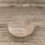 Galet en Quartz Rose