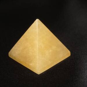 Pyramide Calcite