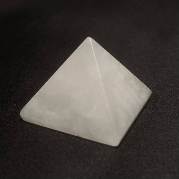 Pyramide Manganocalcite