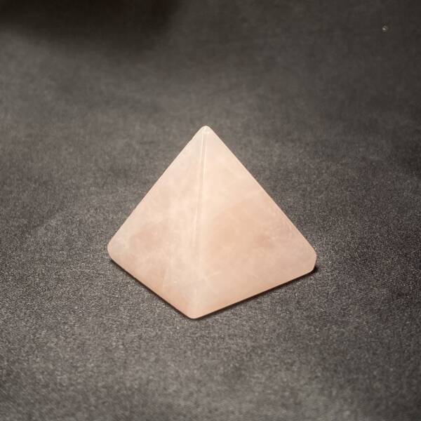 Pyramide Quartz Rose