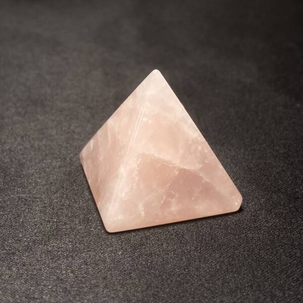 Pyramide Quartz Rose