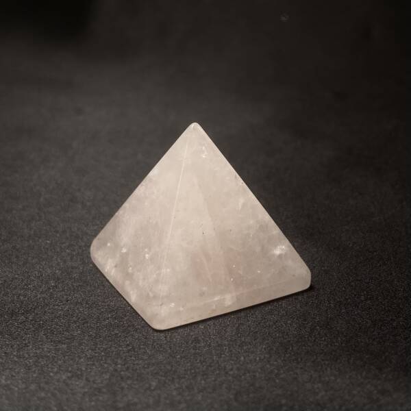 Pyramide Quartz Rose