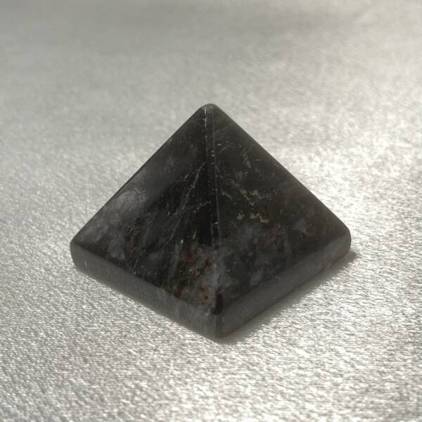 Pyramide Arfvedsonite