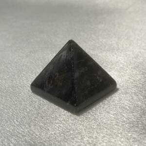 Pyramide Arfvedsonite