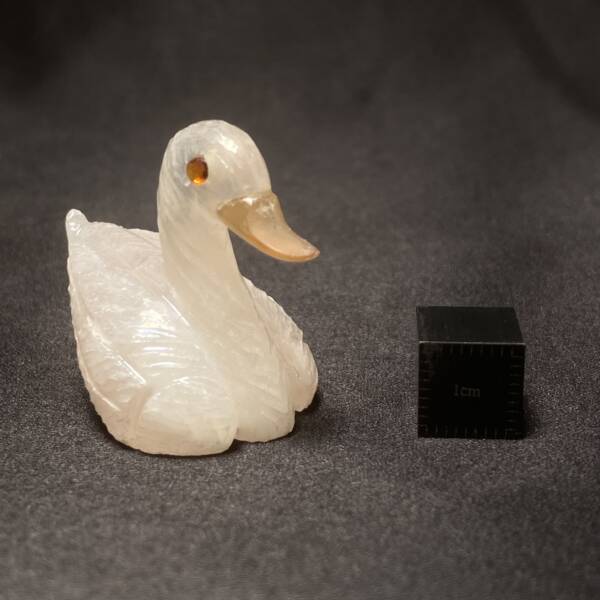 Canard en Quartz Rose, Cornaline