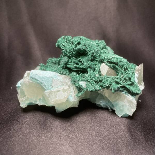 Malachite sur Calcite