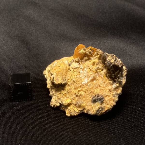 Wulfenite