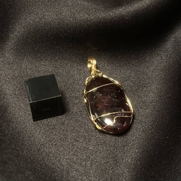 Pendentif Grenat Rodolite