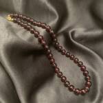 Collier Grenat