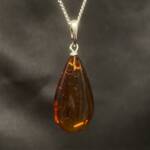 Pendentif en Ambre