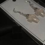 Boucles d'oreilles Croix Quartz Rose