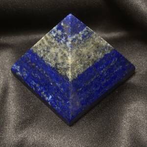 Pyramide Lapis Lazuli