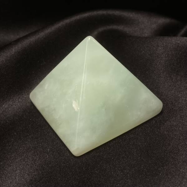 Pyramide Jade