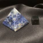Pyramide Sodalite