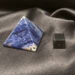 Pyramide Sodalite