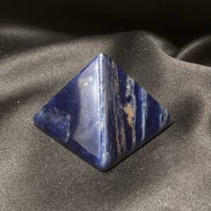 Pyramide Sodalite