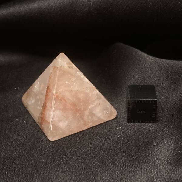Pyramide Quartz Hématoïde