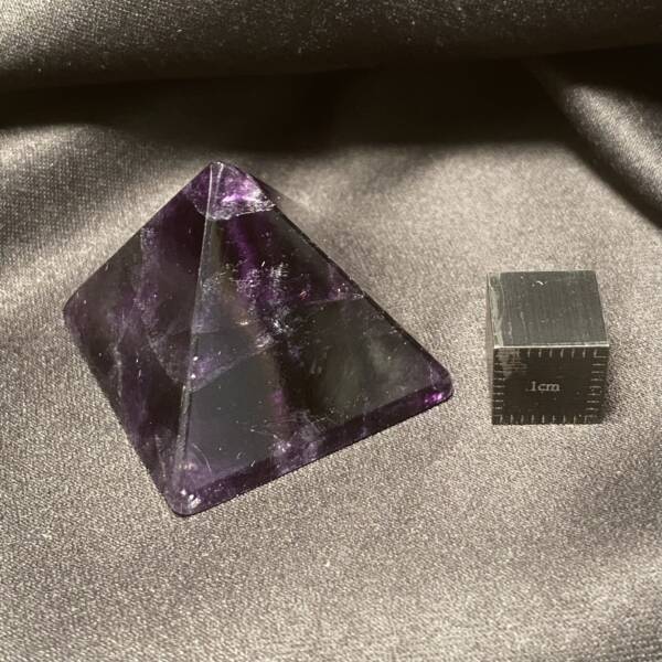 Pyramide Fluorine