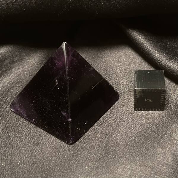 Pyramide Fluorine