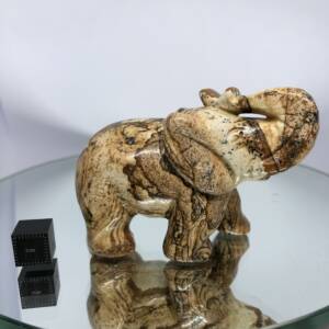 Éléphant Jaspe Kalahari