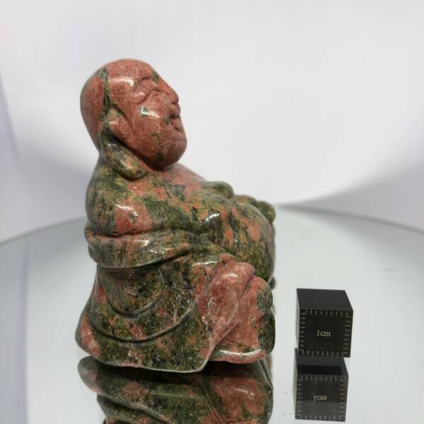 Bouddha en Epidote