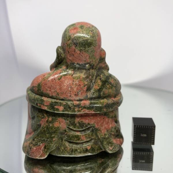 Bouddha en Epidote
