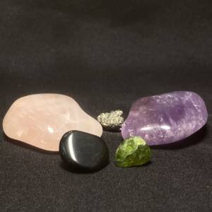 Pierres Associées au Signe du Capricorne