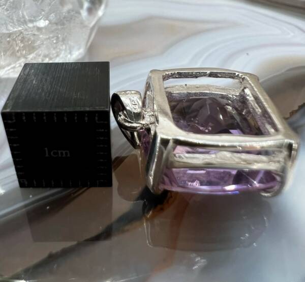 Pendentif en Améthyste