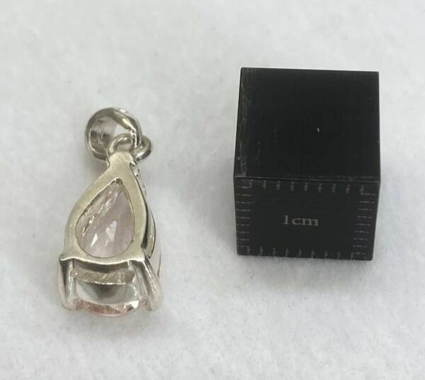 Pendentif en Morganite