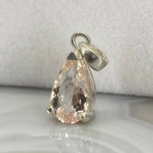 Pendentif en Morganite