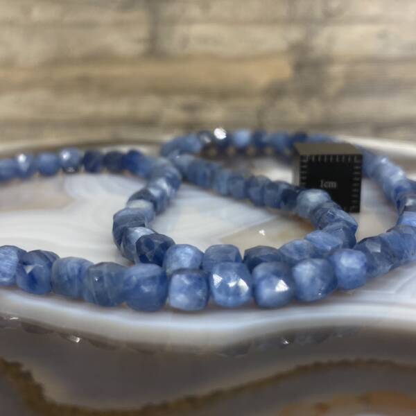 Collier en Cyanite