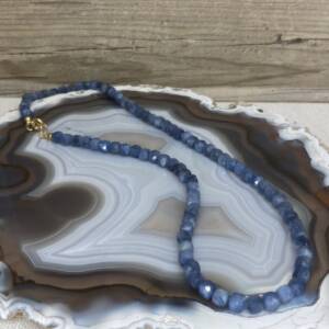 Collier en Cyanite