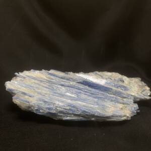 Cyanite brute